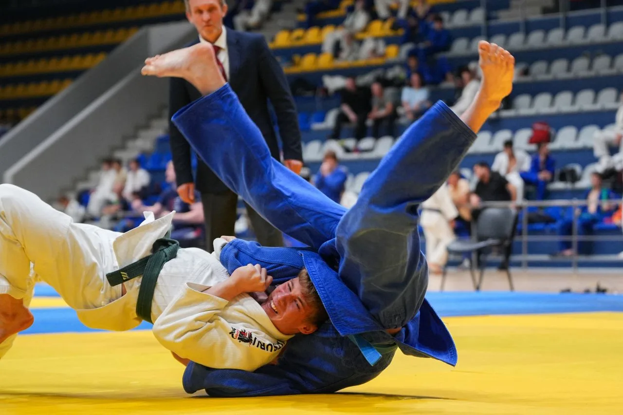 🥋Ловим моменты соревнований по дзюдо памяти Владимира Хозяинова среди юношей до 18 лет.
