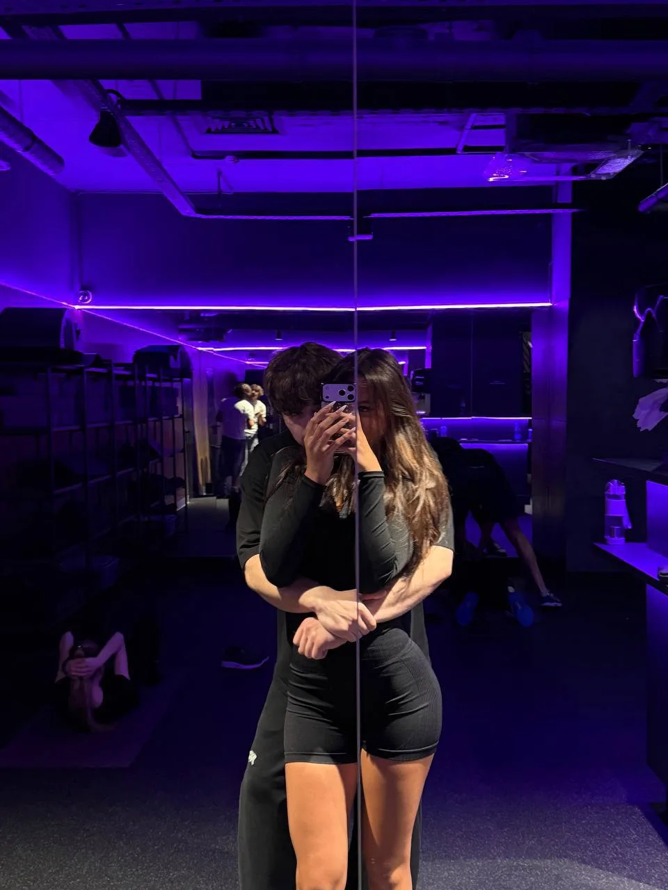 Милана Некрасова больше не скрывает отношения 💕

❤️ - они крутые
🔥 - мне не нравятся их отношения