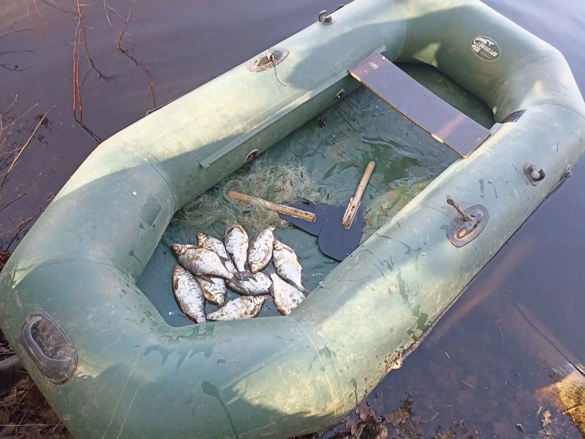 В Кирове завершено расследование уголовного дела о незаконной добыче водных биологических ресурсов.
