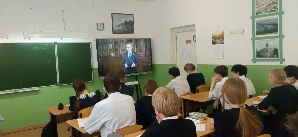 🇷🇺Сегодня наши ученики, родители и педагоги присоединились к международной патриотической акции «Дик