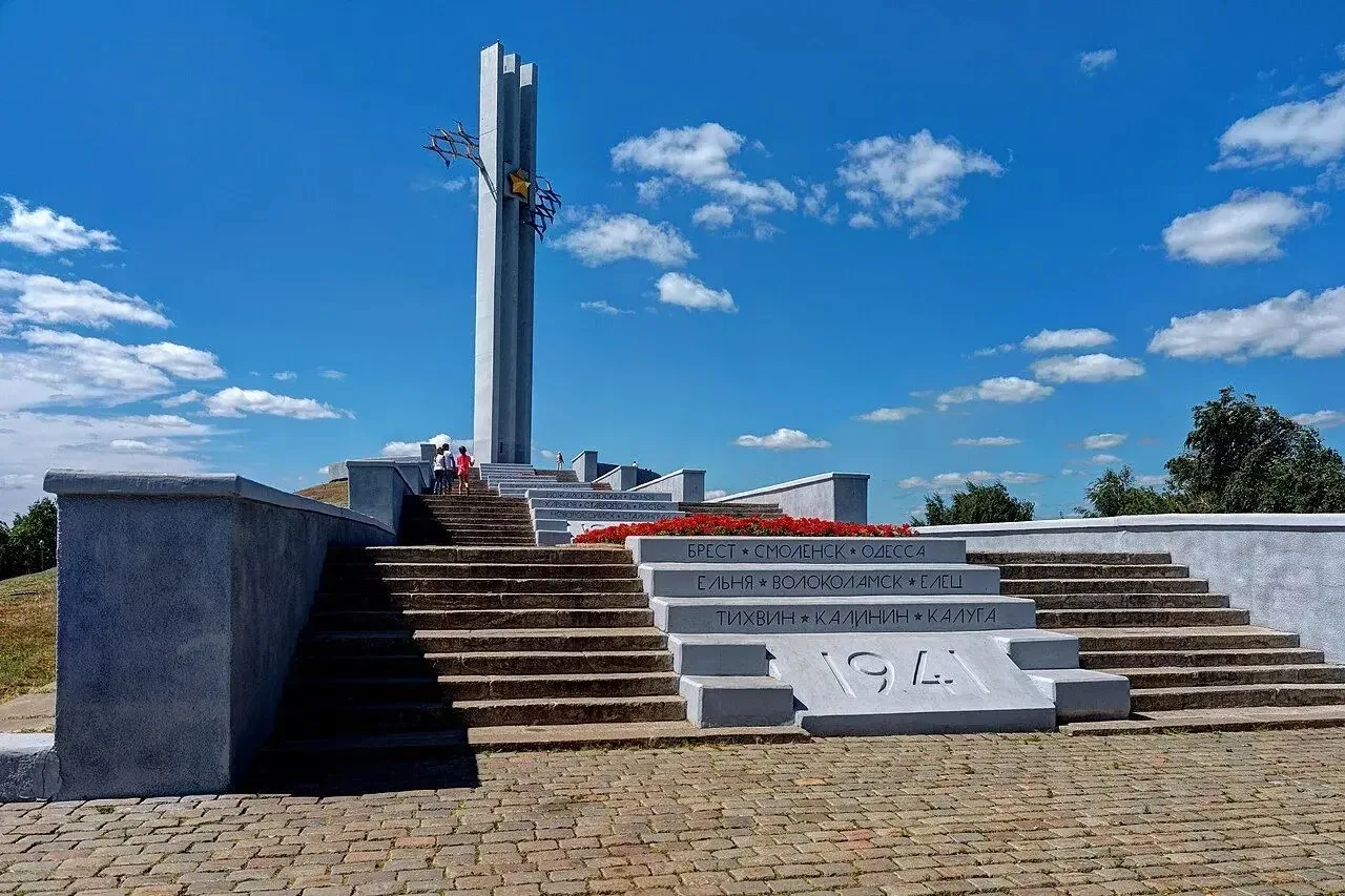 09.06.2026 группа Т-12 посетила Парк Победы - одно из самых значимых и величественных мест нашего го