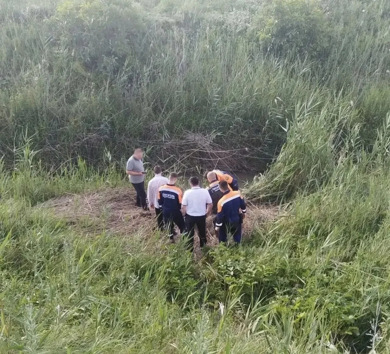 🛟 В Труновском округе спасатели достали утонувшего мужчину из реки Ташлы.