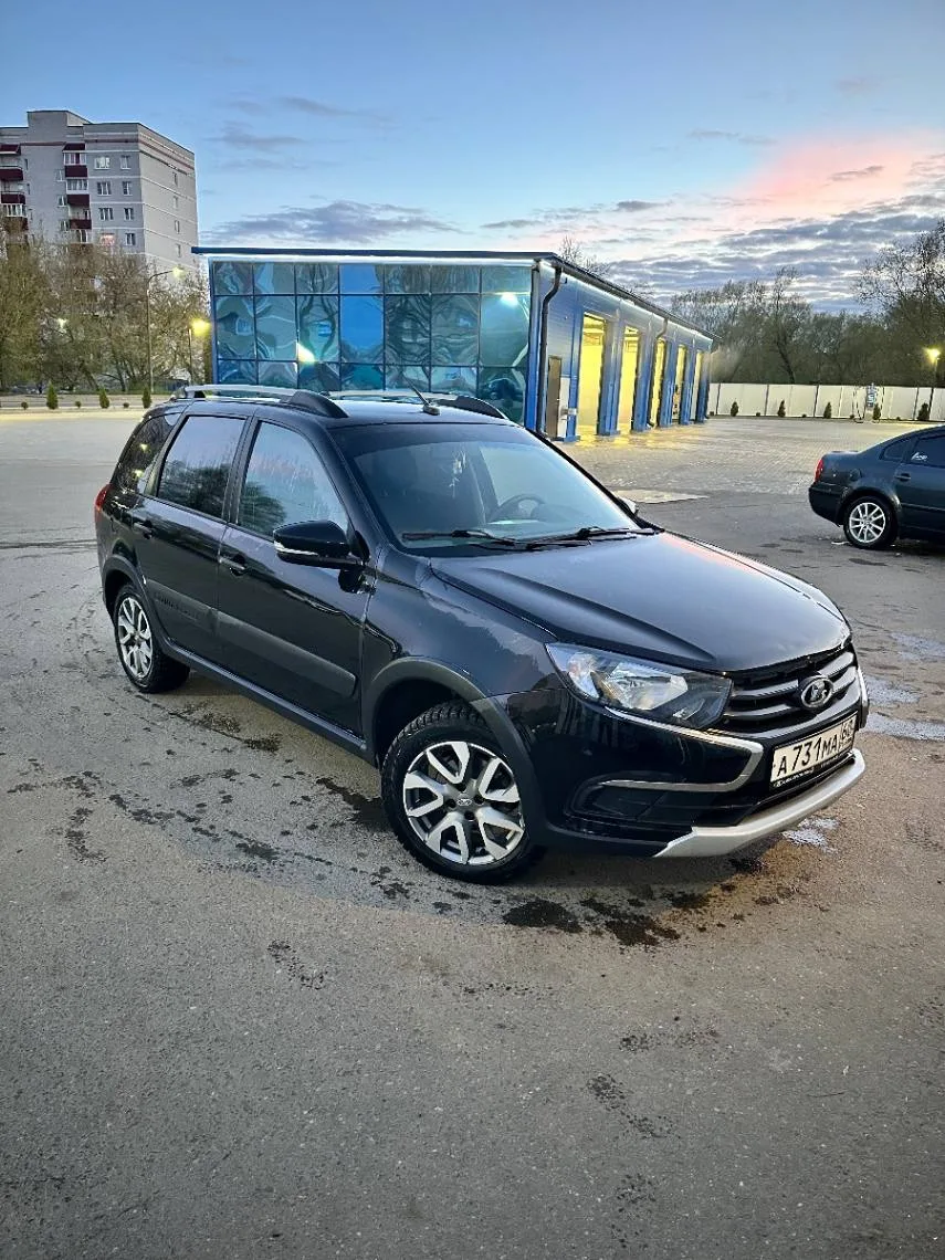 ВАЗ (Lada) - Granta - 2022г