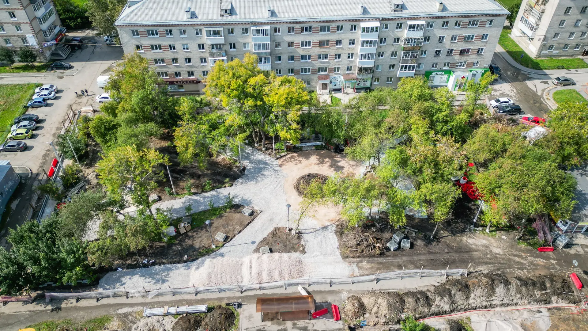 Работы по благоустройству сквера имени В.Ф. Маргелова