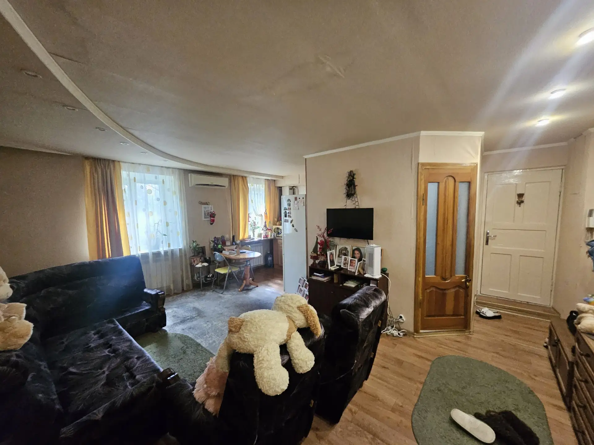 🟢 Горловка, ЦГР 3-к. квартира 58.4 м². Жилая, но под Ваш ремонт.
