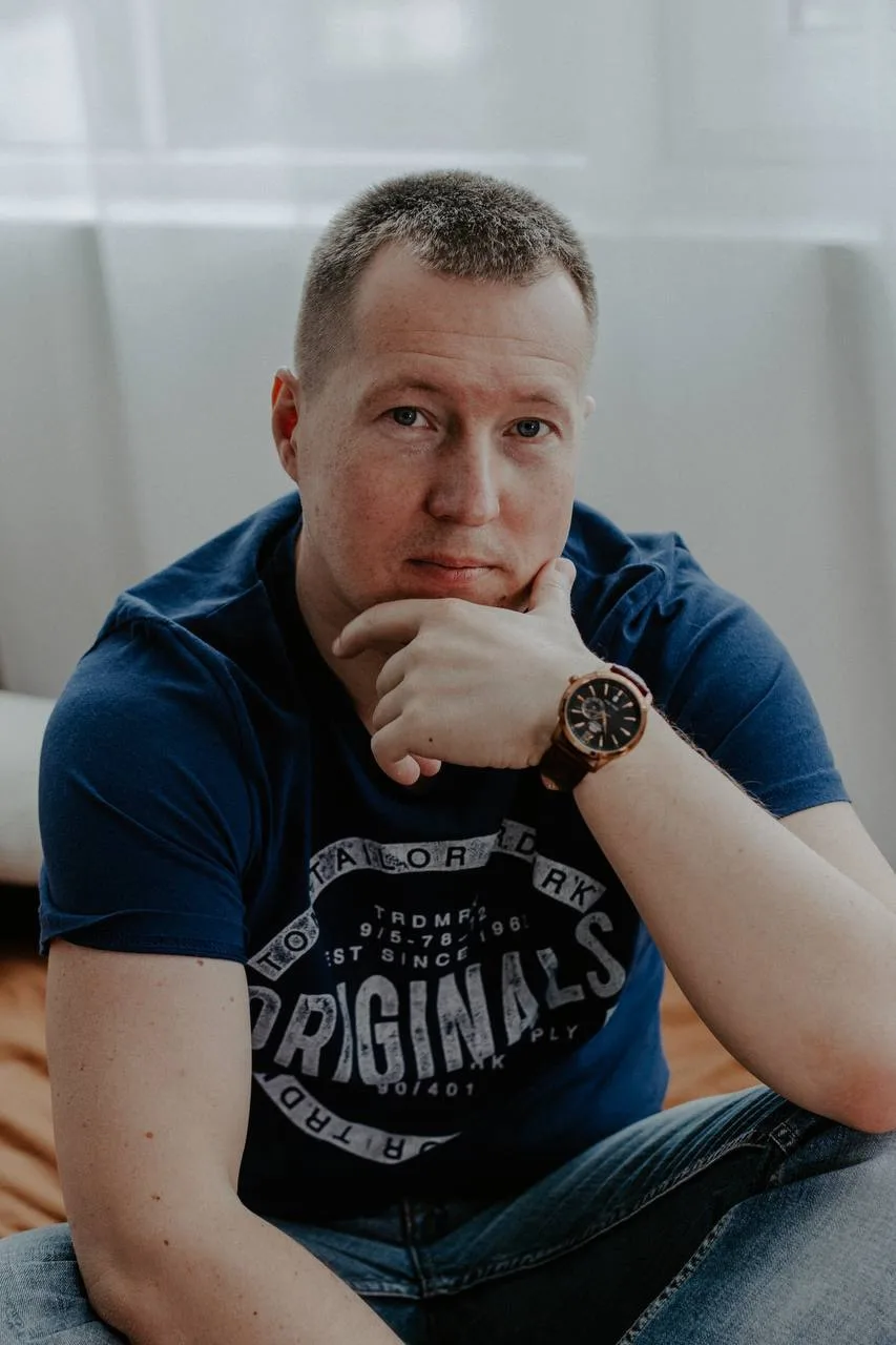 А сейчас объявление для психологов

Я знаю, на меня подписано много коллег. Заявляюсь как супервизор