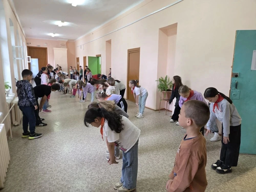 ☀️СОЛНЫШКО☀️

💫Расчитайтесь по порядку - начинается зарядка!
Каждое утро в лагере "Солнышко" - добр