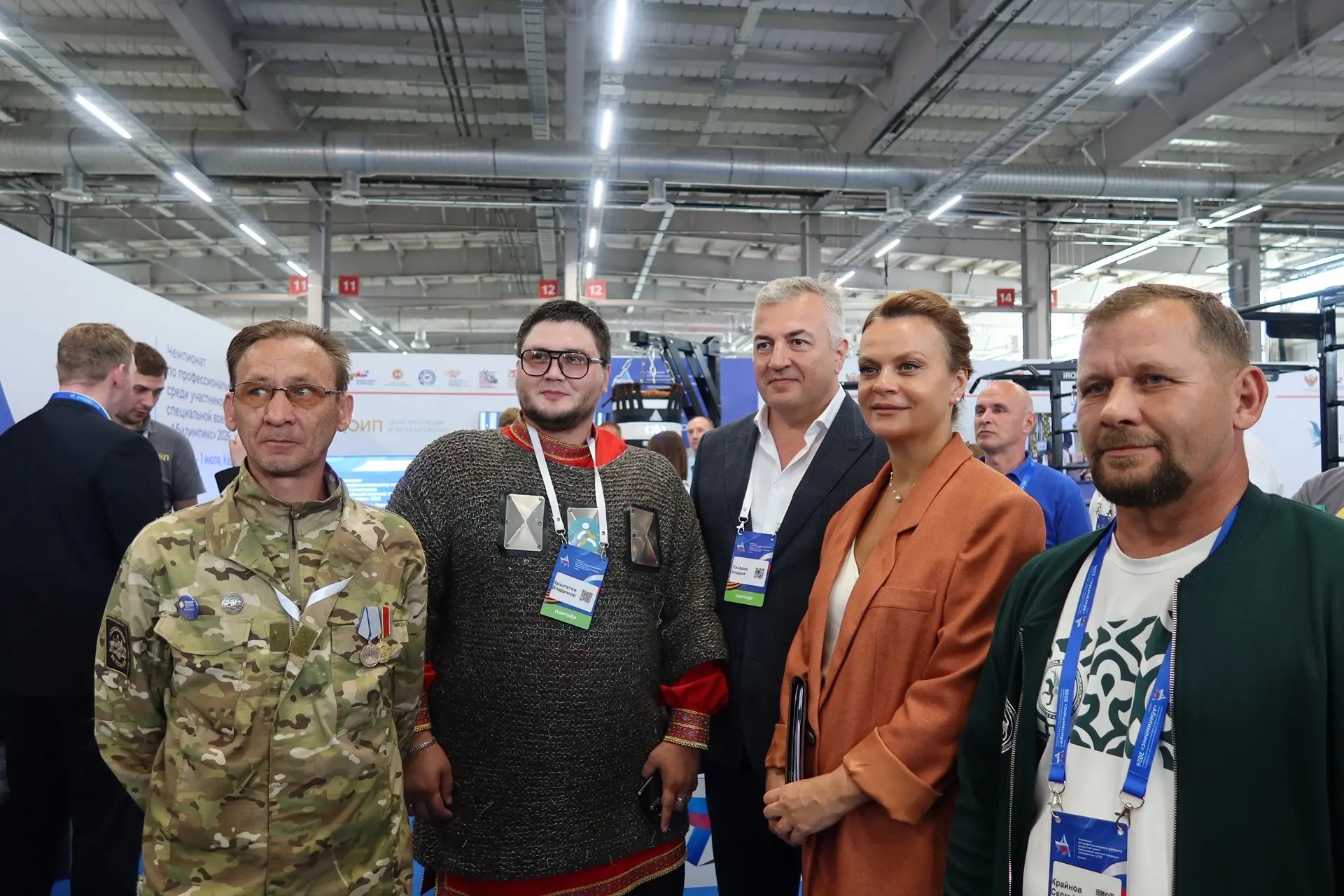 Стенд ЦОИП в Казани посетили Анна Цивилёва и Рустам Минниханов