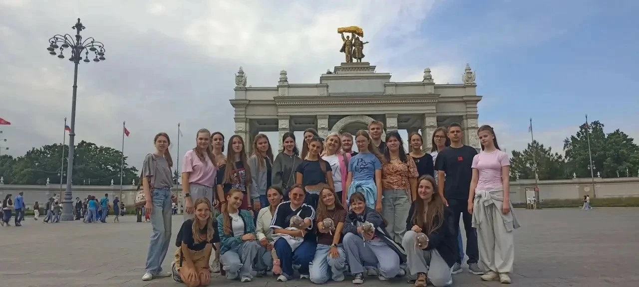 🌞 Наши ученицы на V Международном детском культурном форуме