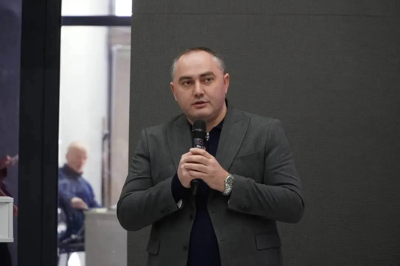 Сегодня провели открытую встречу, посвященную актуальным вопросам профилактики дорожно-...