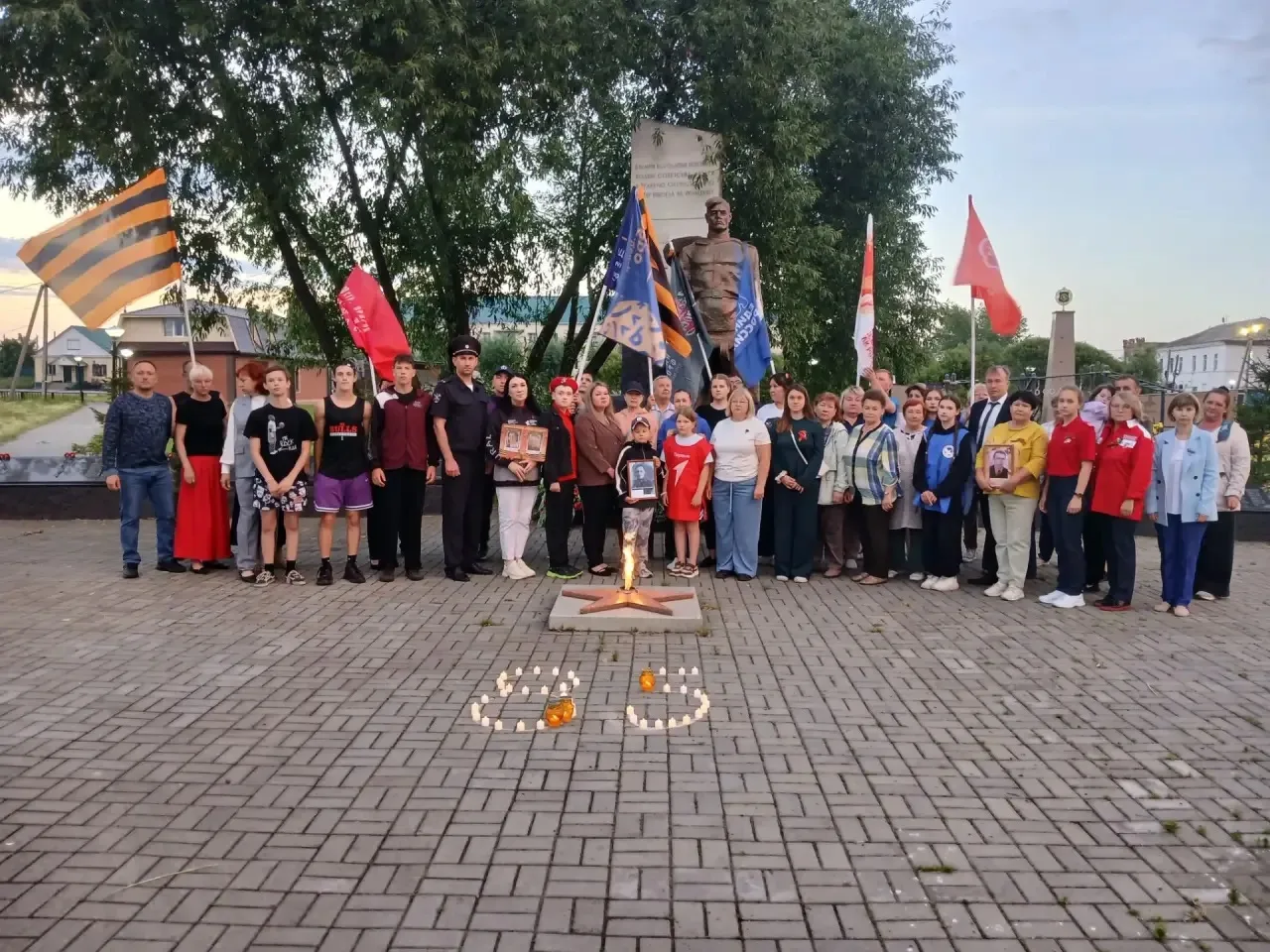 🕯️Сегодня, 22 июня, в 4:00 утра в парке Победы состоялось памятное мероприятие, посвященное Дню пам