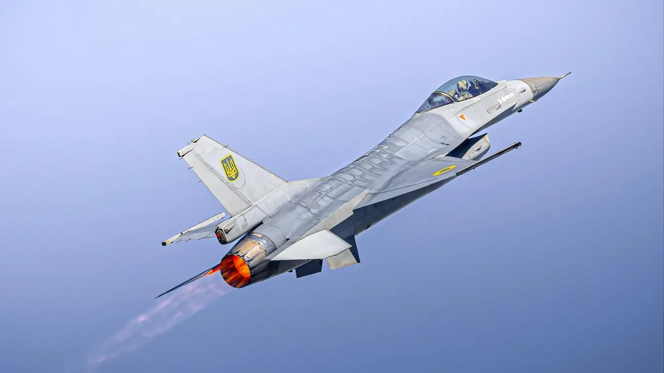 По данным The Wall Street Journal, украинские истребители F-16 столкнулись с серьезными...