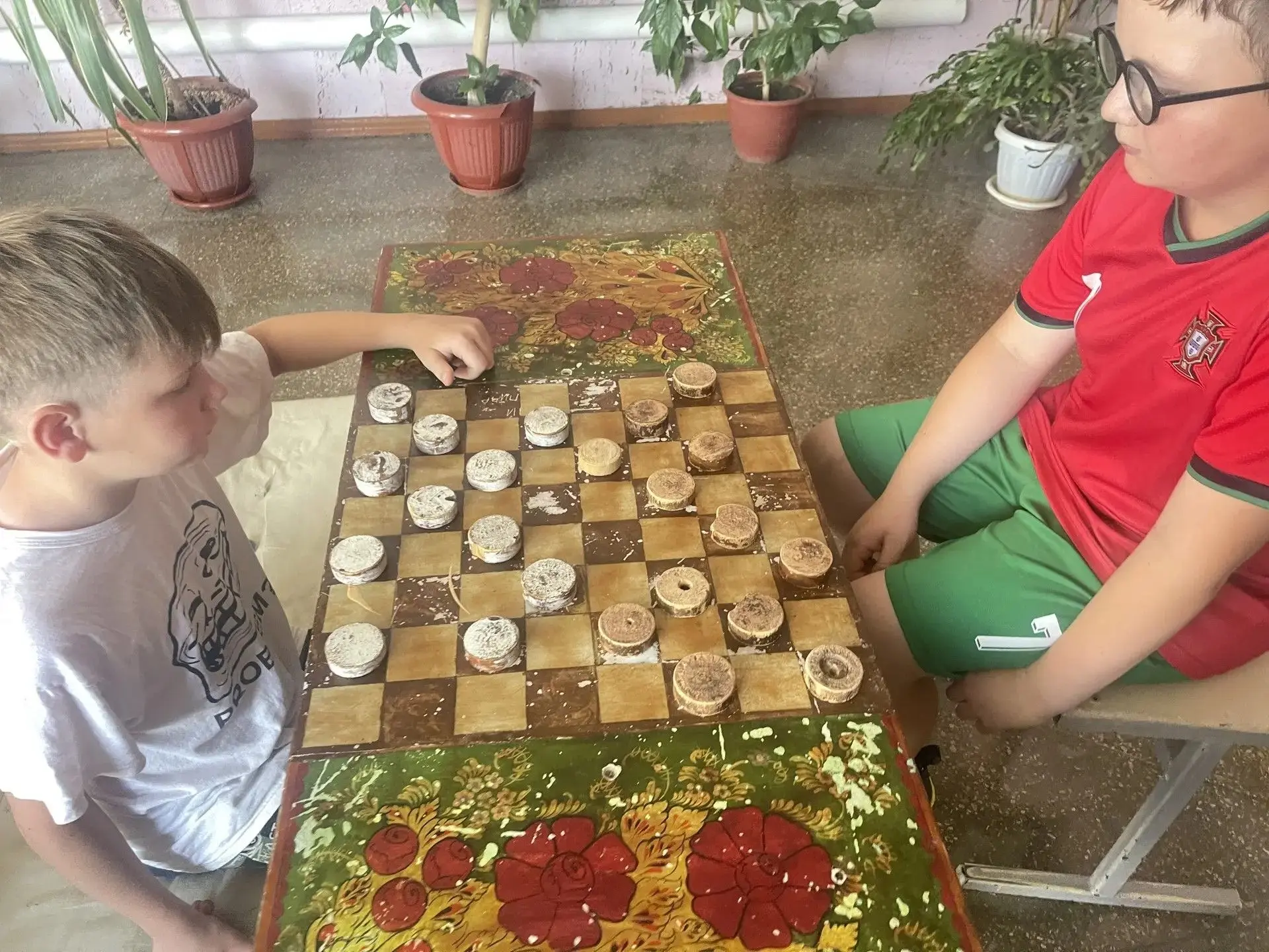 Лето, солнце, лагерь — это здорово, полезно и весело! В нашем пришкольном лагере дневно...