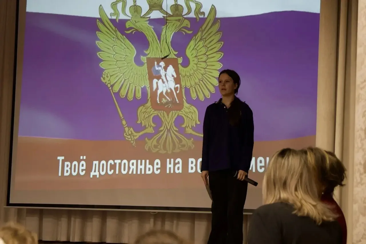 Сегодня в нашей школе прошла торжественная линейка, открывающая новую учебную неделю🎉  Неделя начала