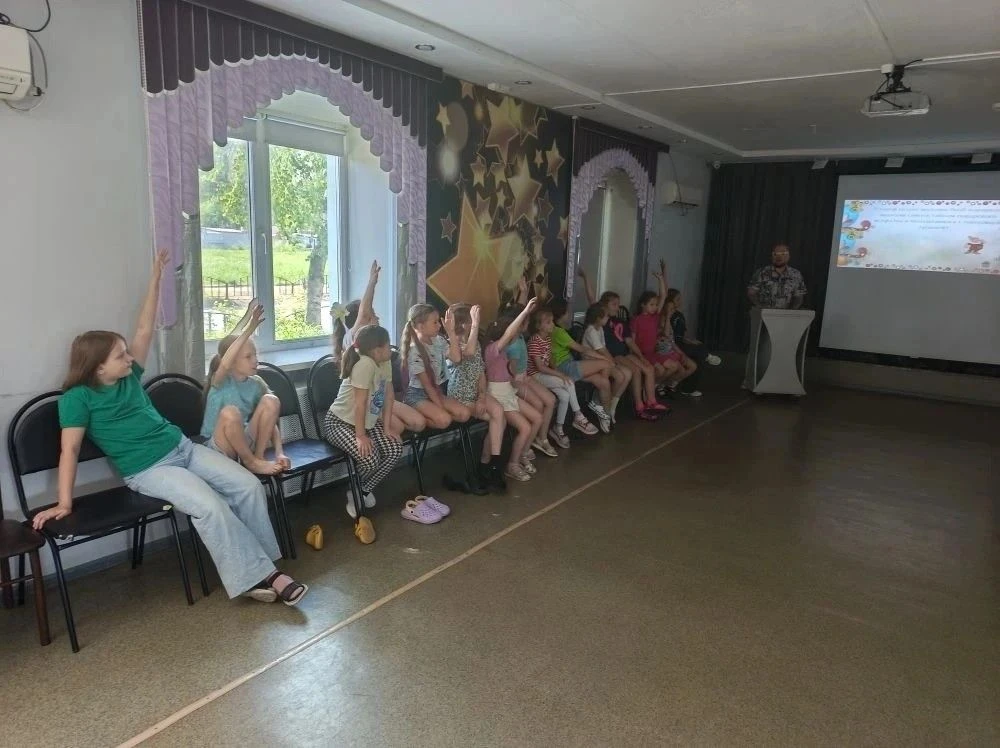 Четвёртый день в лагере «Синяя птица»: прогулки, Пушкин и рисунки.