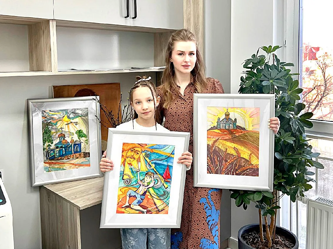 УЧЕНИЦА ДХШ ИМ. С.Д. ЭРЬЗЯ ИЛЛЮСТРИРУЕТ СБОРНИК СТИХОВ НОВОРОССИЙСКОГО ПОЭТА   Презентация «Книги ра