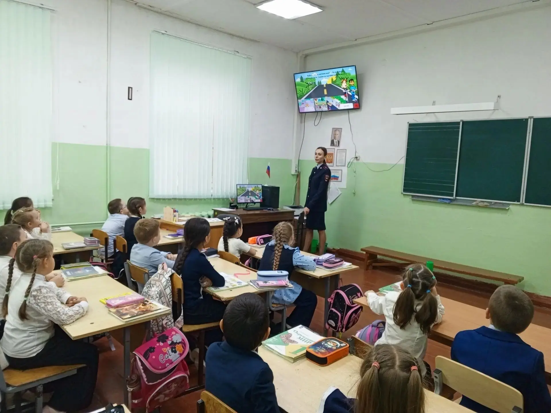 Безопасность начинается с детства