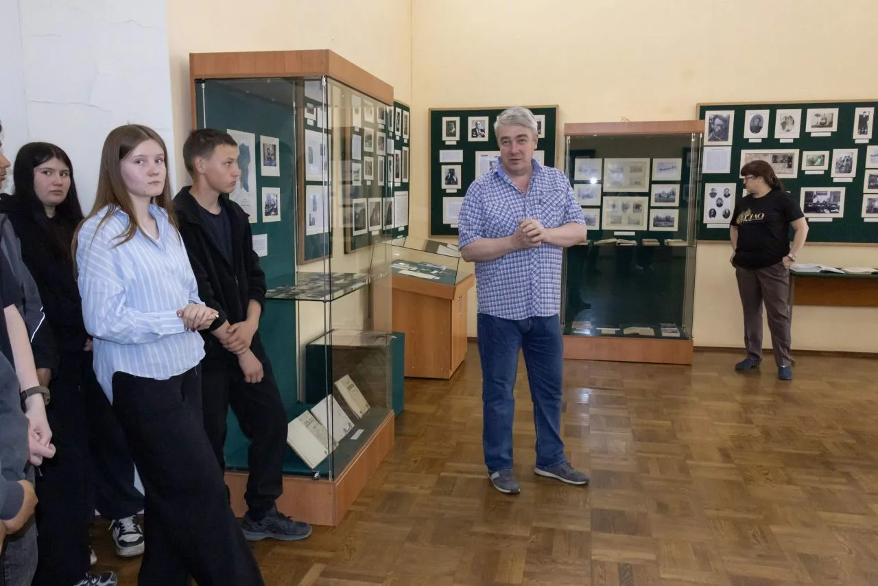Фото