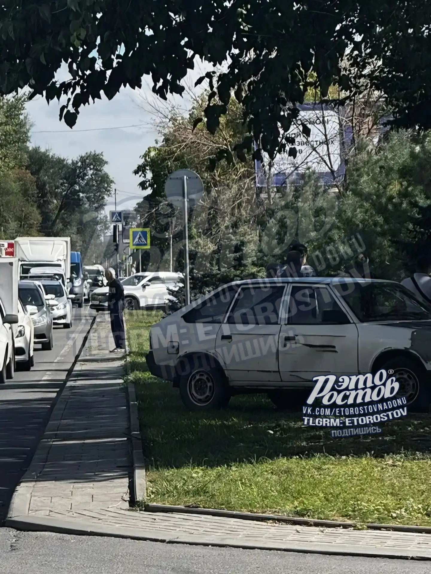 🚗 На 40-летия Победы опрокинулся Datsun
