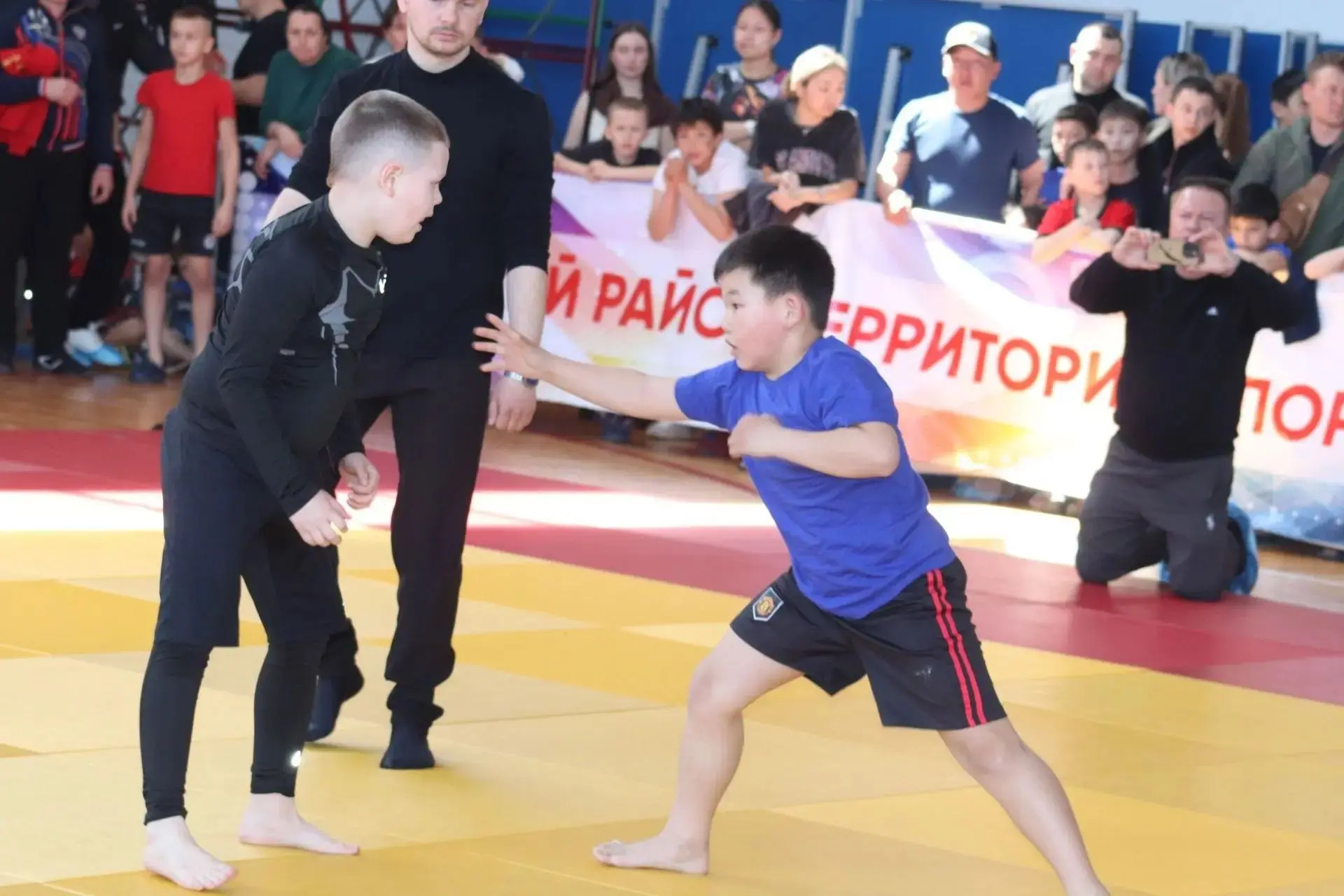 🥊В Кабанске прошёл республиканский турнир «Защитник»   В Кабанске состоялся открытый республиканский
