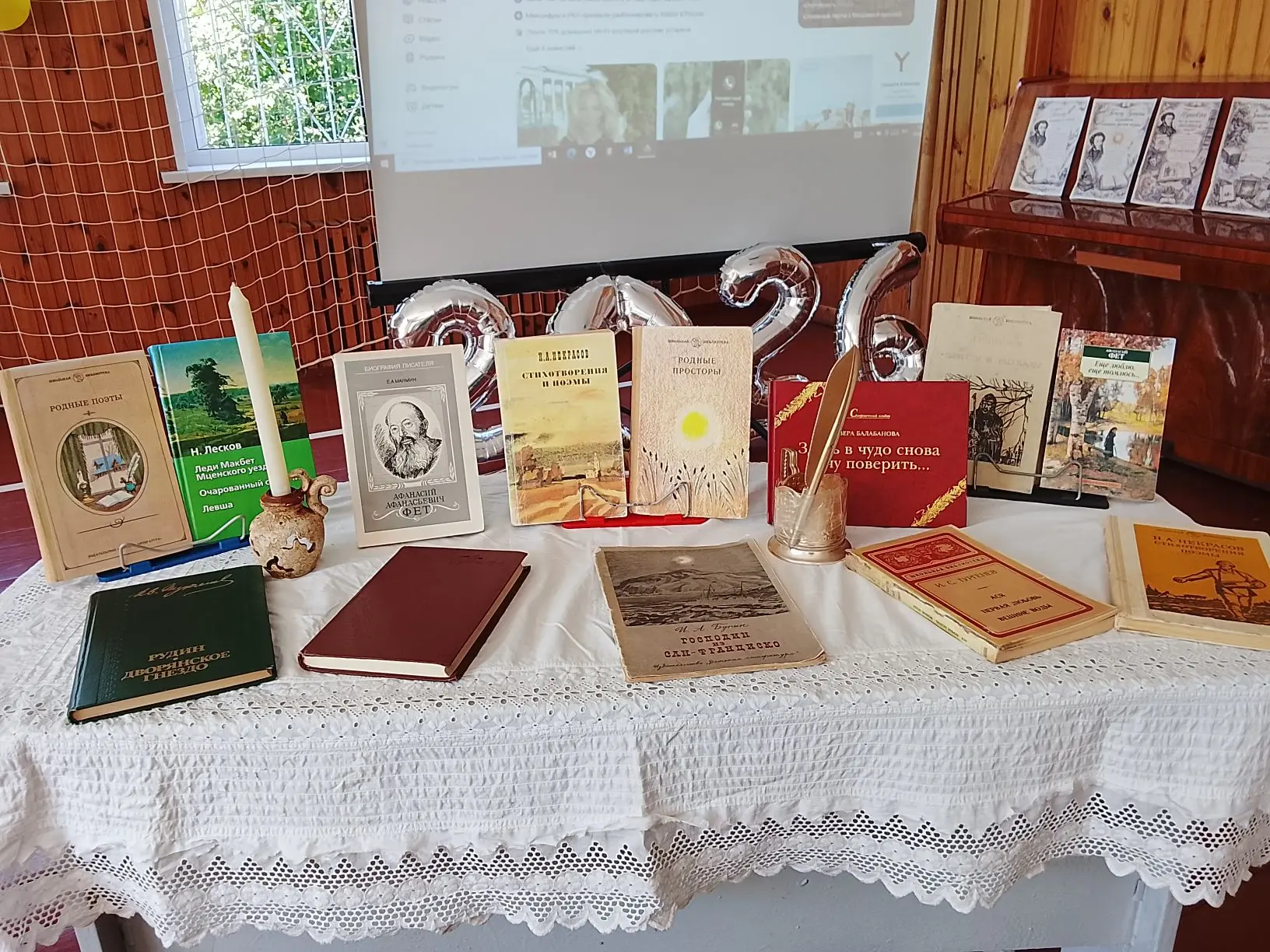 Словесное волшебство в «Родничке»: состоялась литературная гостиная «Орловщина литературная»!
Сегодн