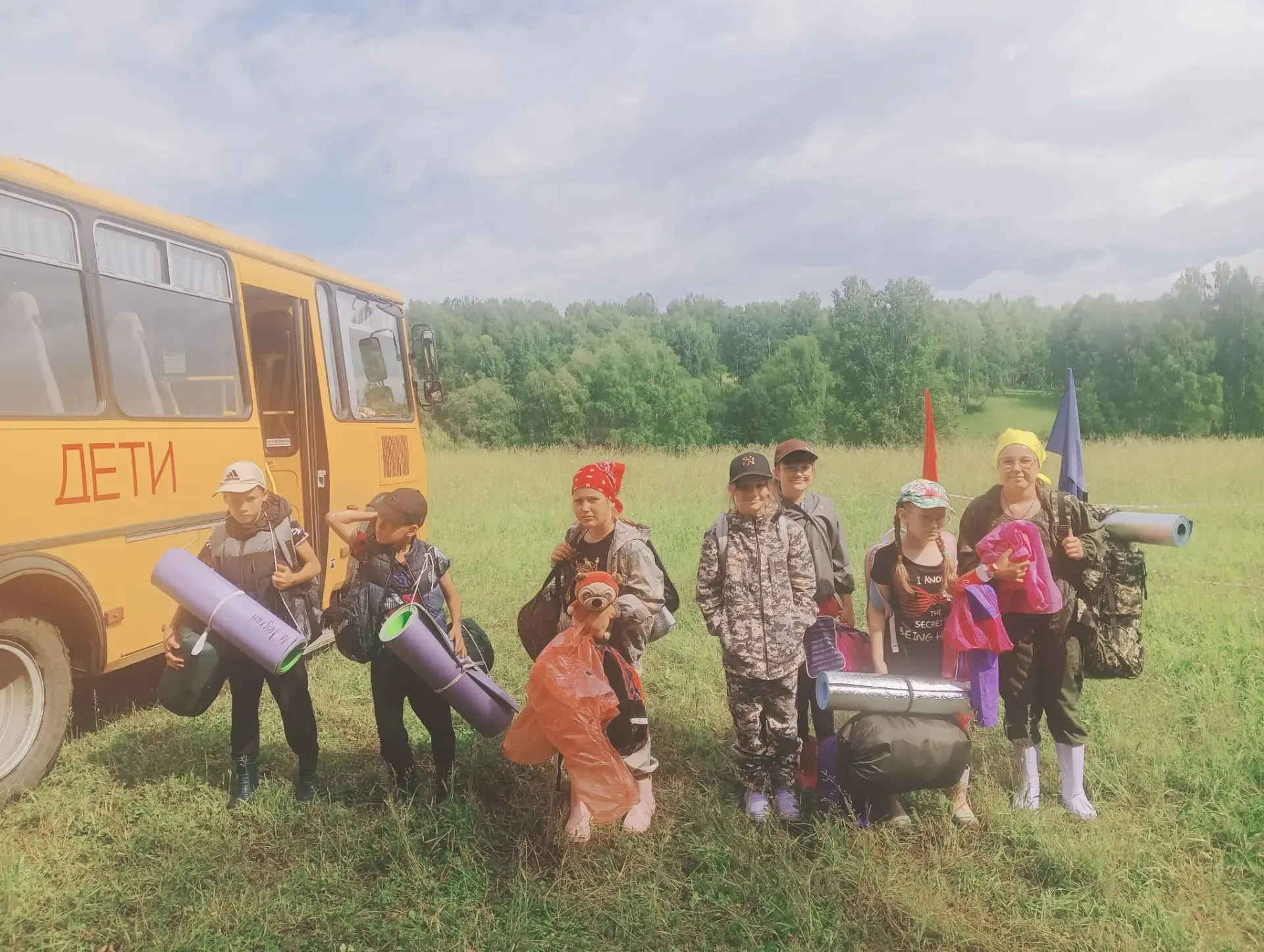 🏕️ Закончилась театральная смена в палаточном лагере!

Ребята узнали много нового, познакомились с 