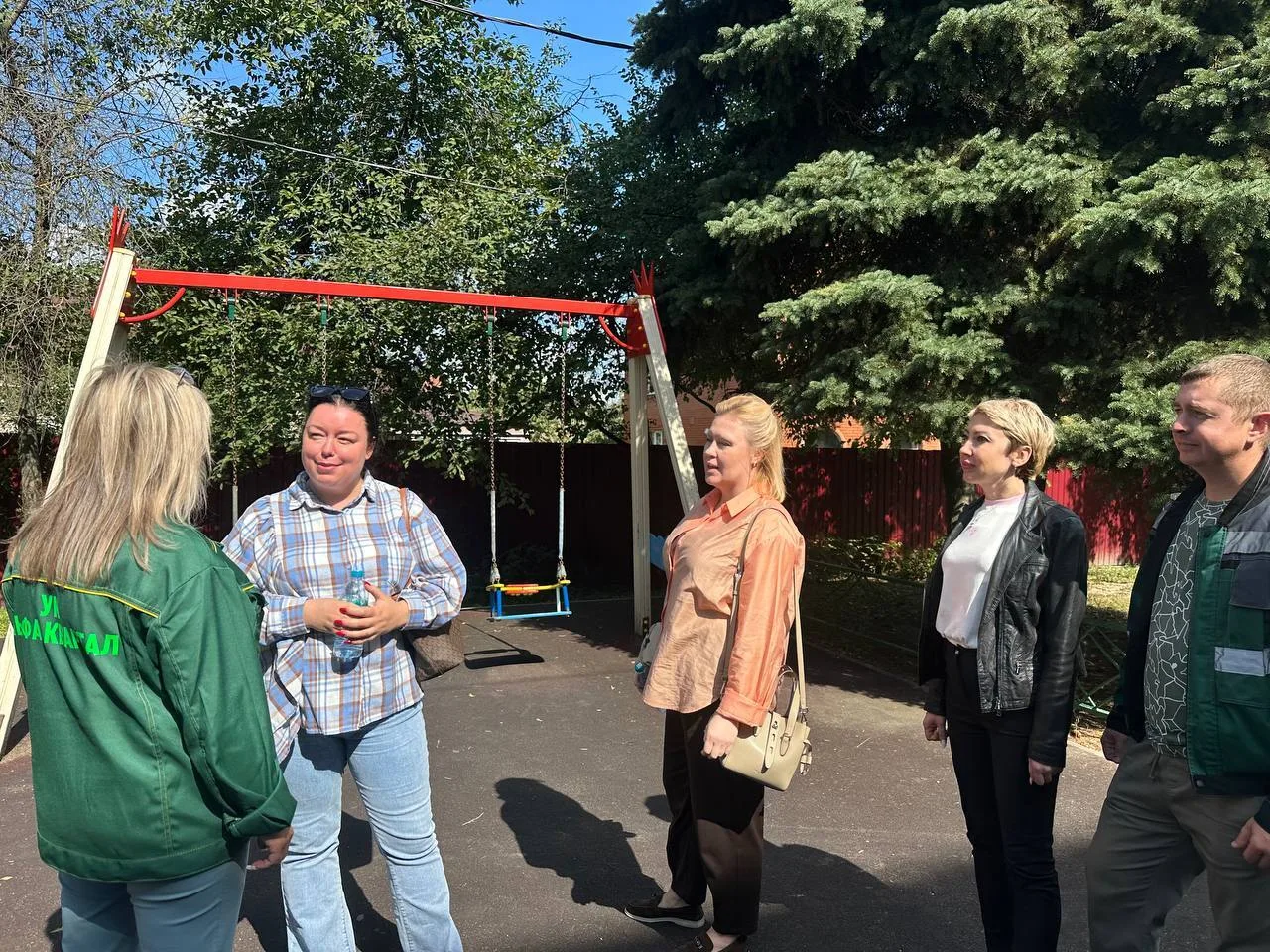 Ответственный по сектору совместно с жителями и представителями управляющей организации...