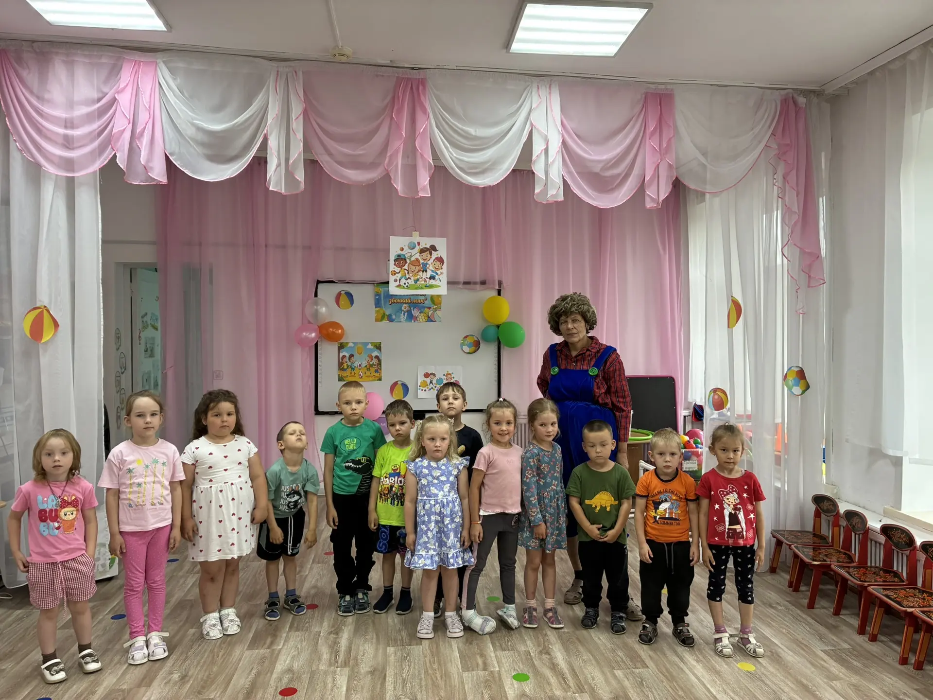 Спортивное развлечение «мой веселый, звонкий мяч»
