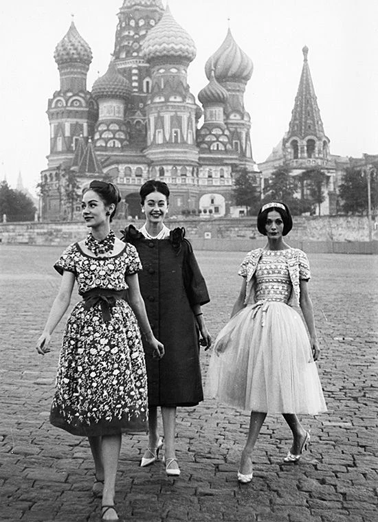 👗 Один из первых московских показов Christian Dior в СССР.