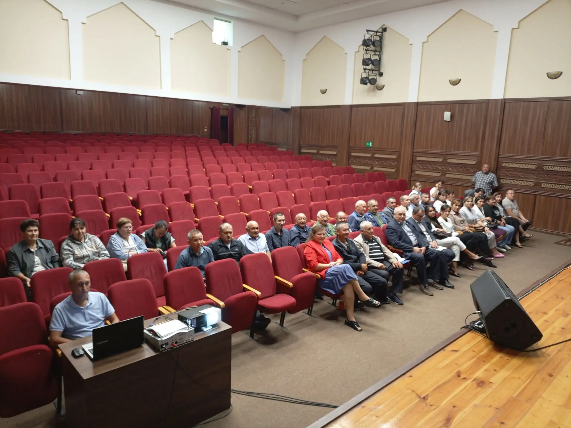 🔹Сегодня в Алькеевском районном Доме культуры состоялось собрание трудового коллектива...