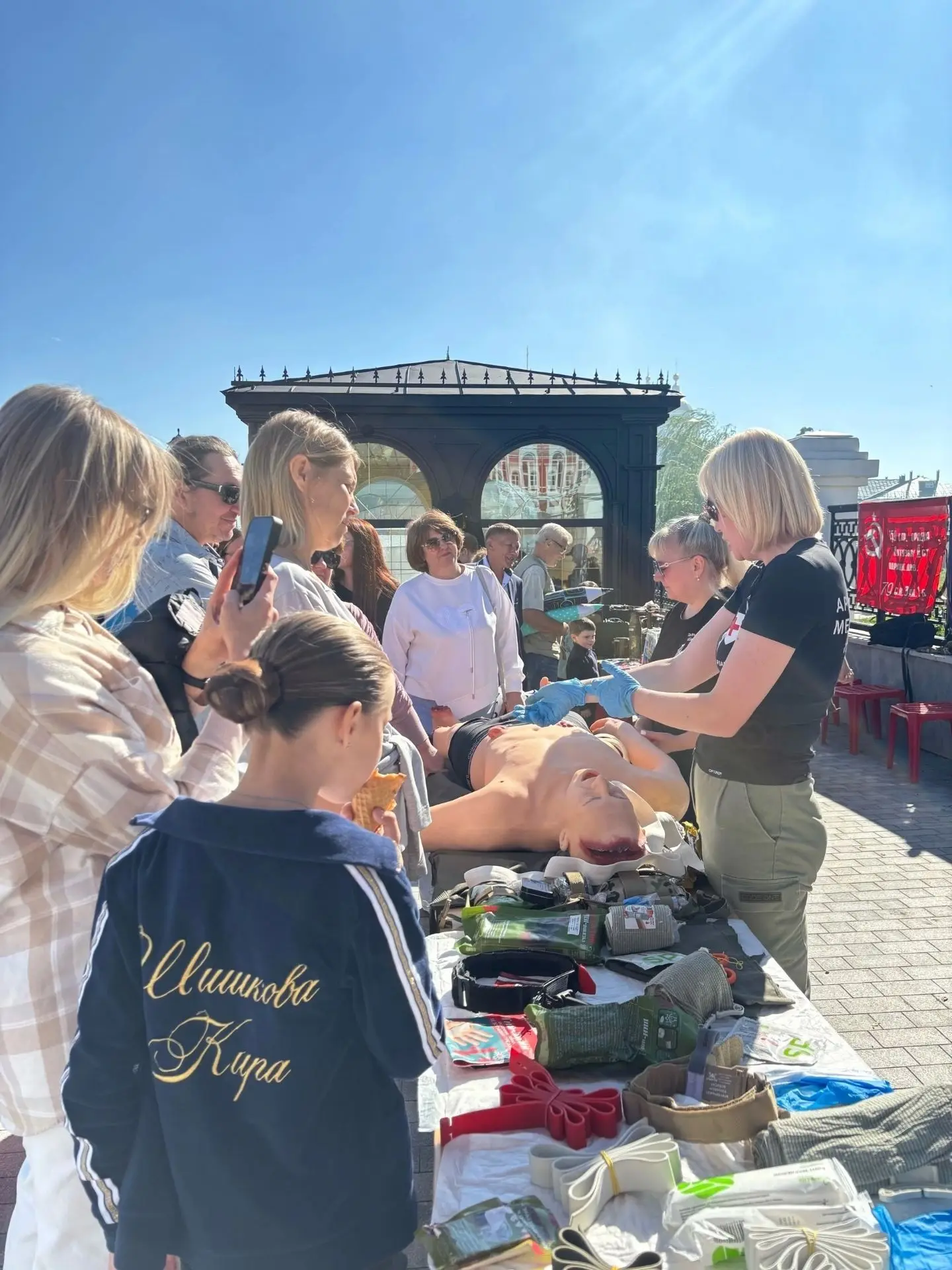В День города наша тематическая площадка ,,Обучение тактической медицине,, превратилась...
