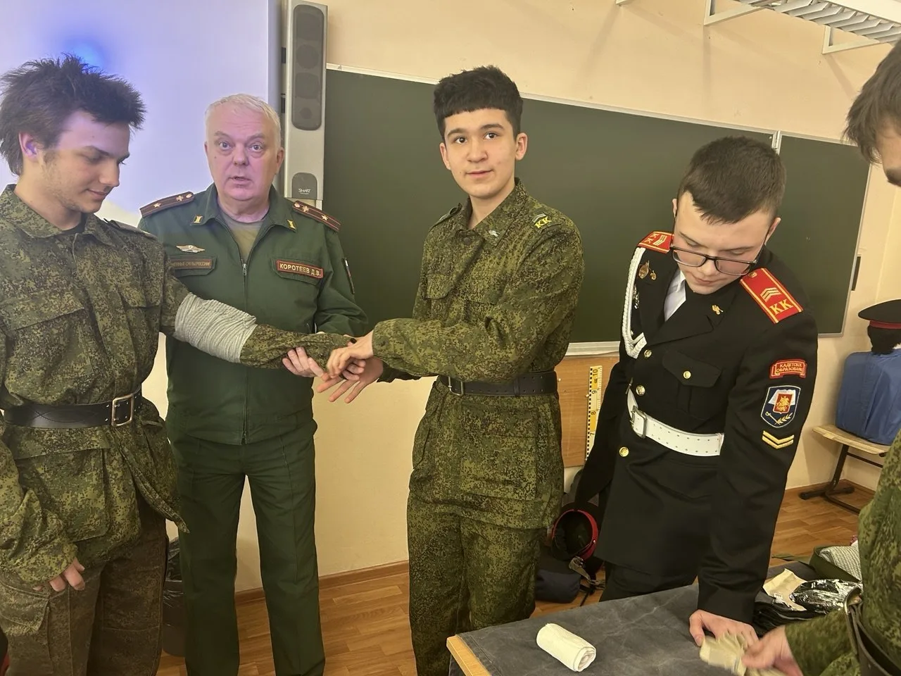 Военно-полевые сборы кадетских классов  🎖️ Для кадет 8К, 9К и 11К классов эти дни стали настоящей пр