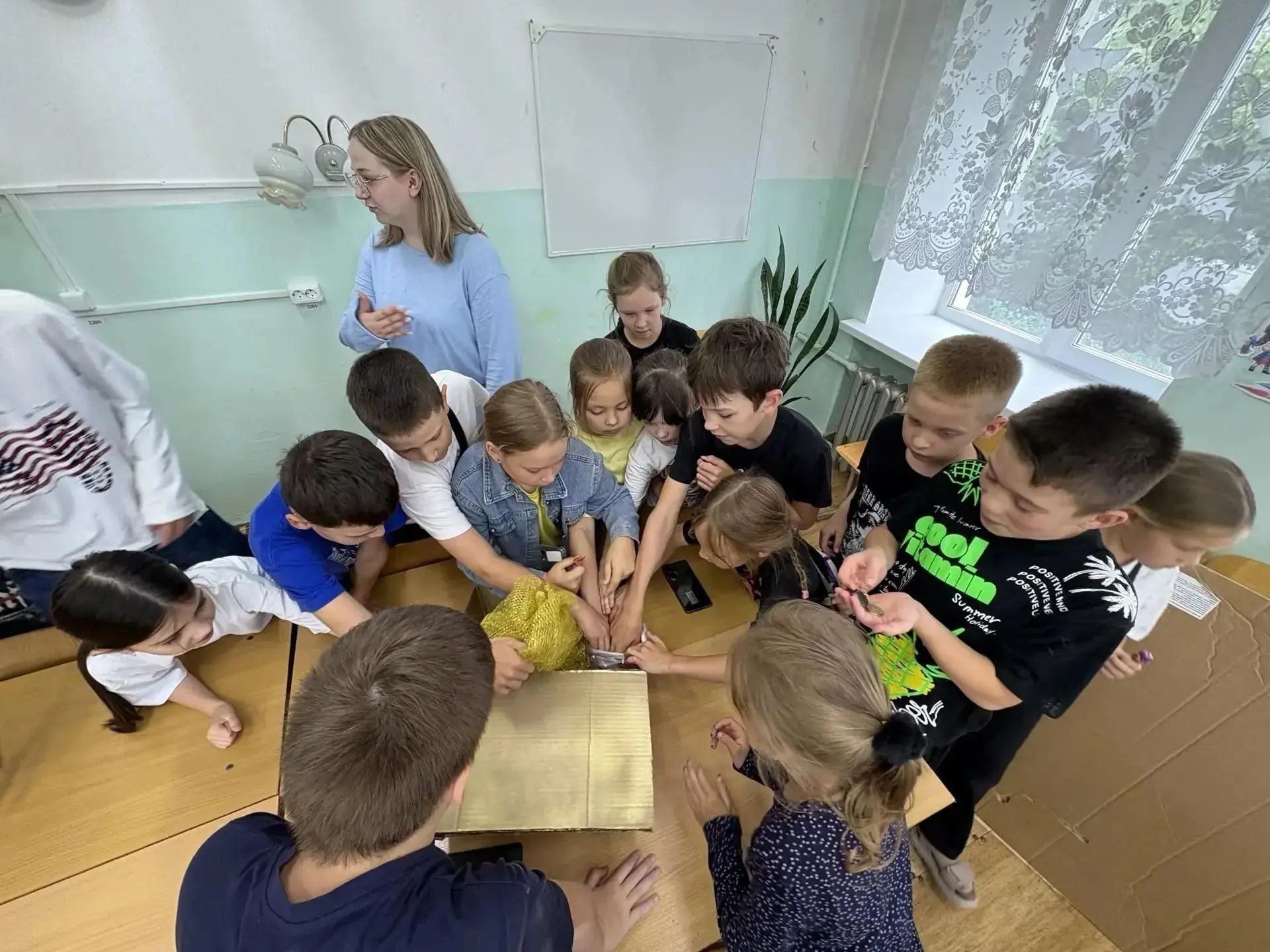 🌈Наш отряд это целая Вселенная 🌏 
Каждый день пролетает как одно мгновение.
✨ Сегодня ребята из от