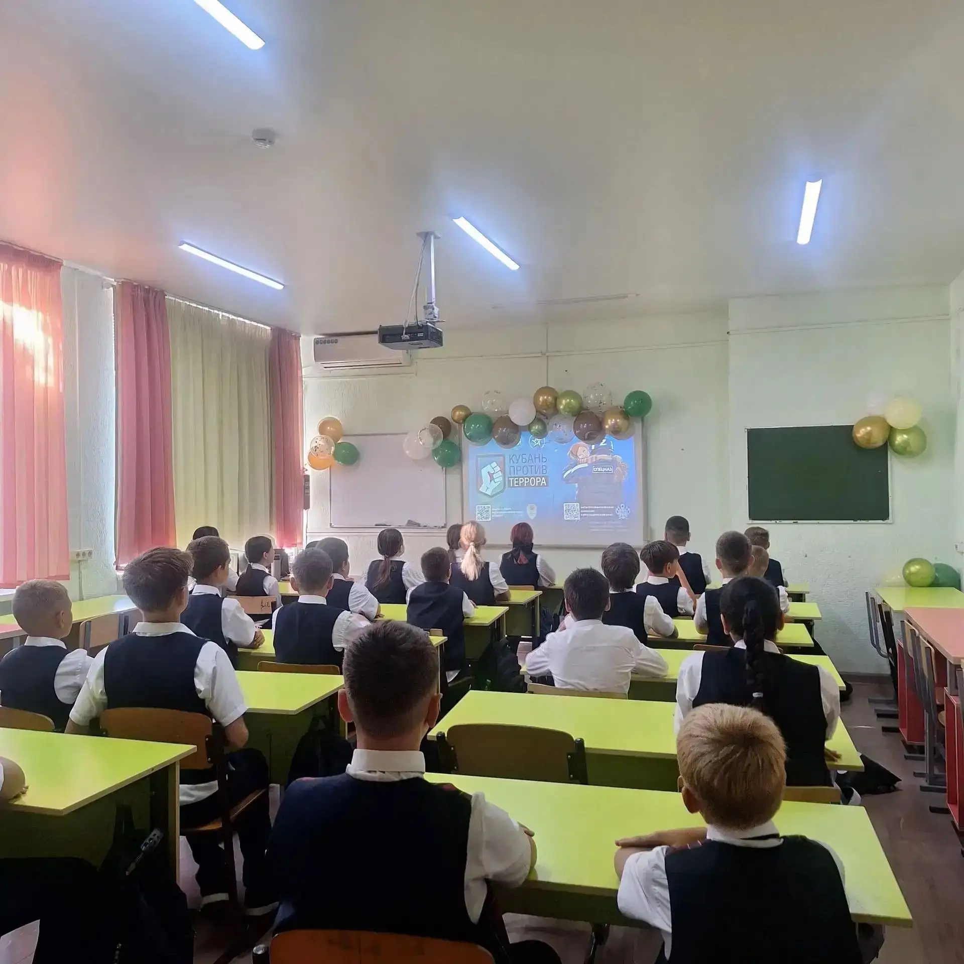 🎙️ 3 сентября состоялось первое занятие из серии внеурочных профориентационных занятий...