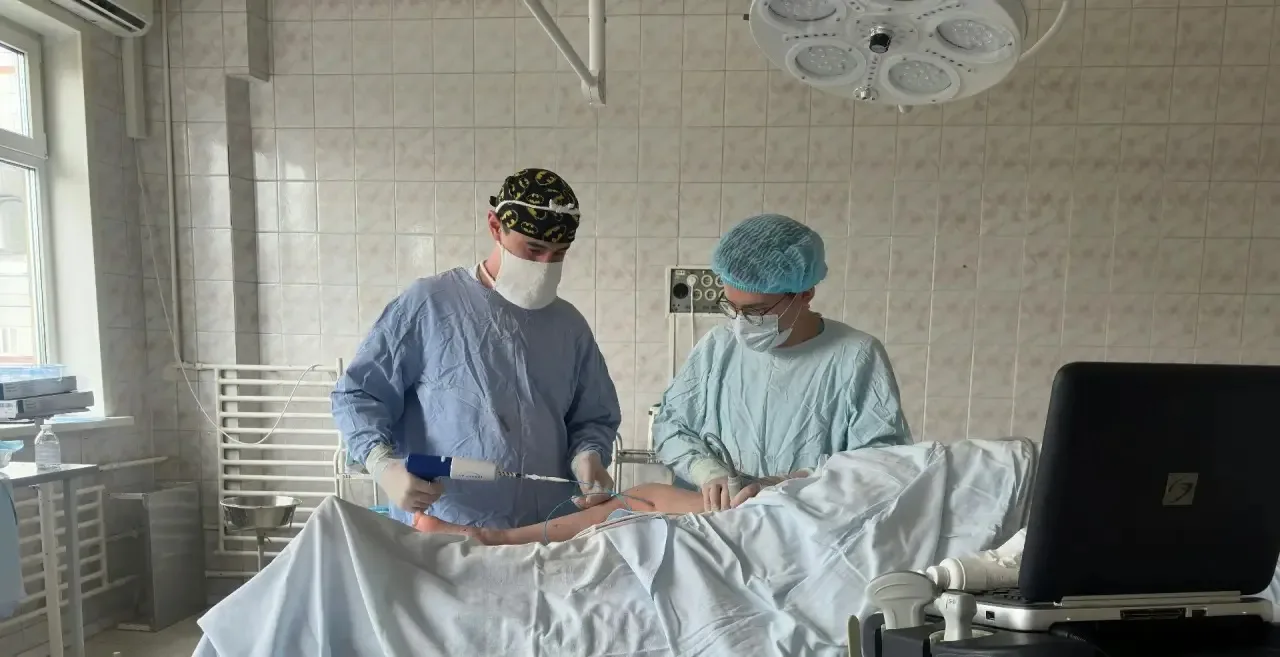 🏥В отделении сосудистой хирургии КБСМП г. Уфы впервые в Республике Башкортостан выполн...