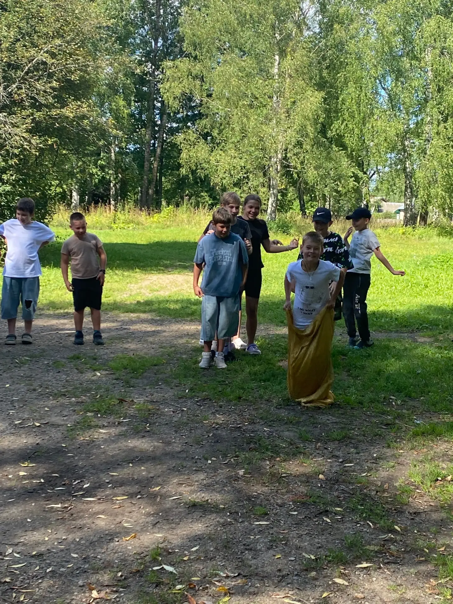 📅 4 августа на территории Есиплевского дома культуры для ребят была проведена увлекате...