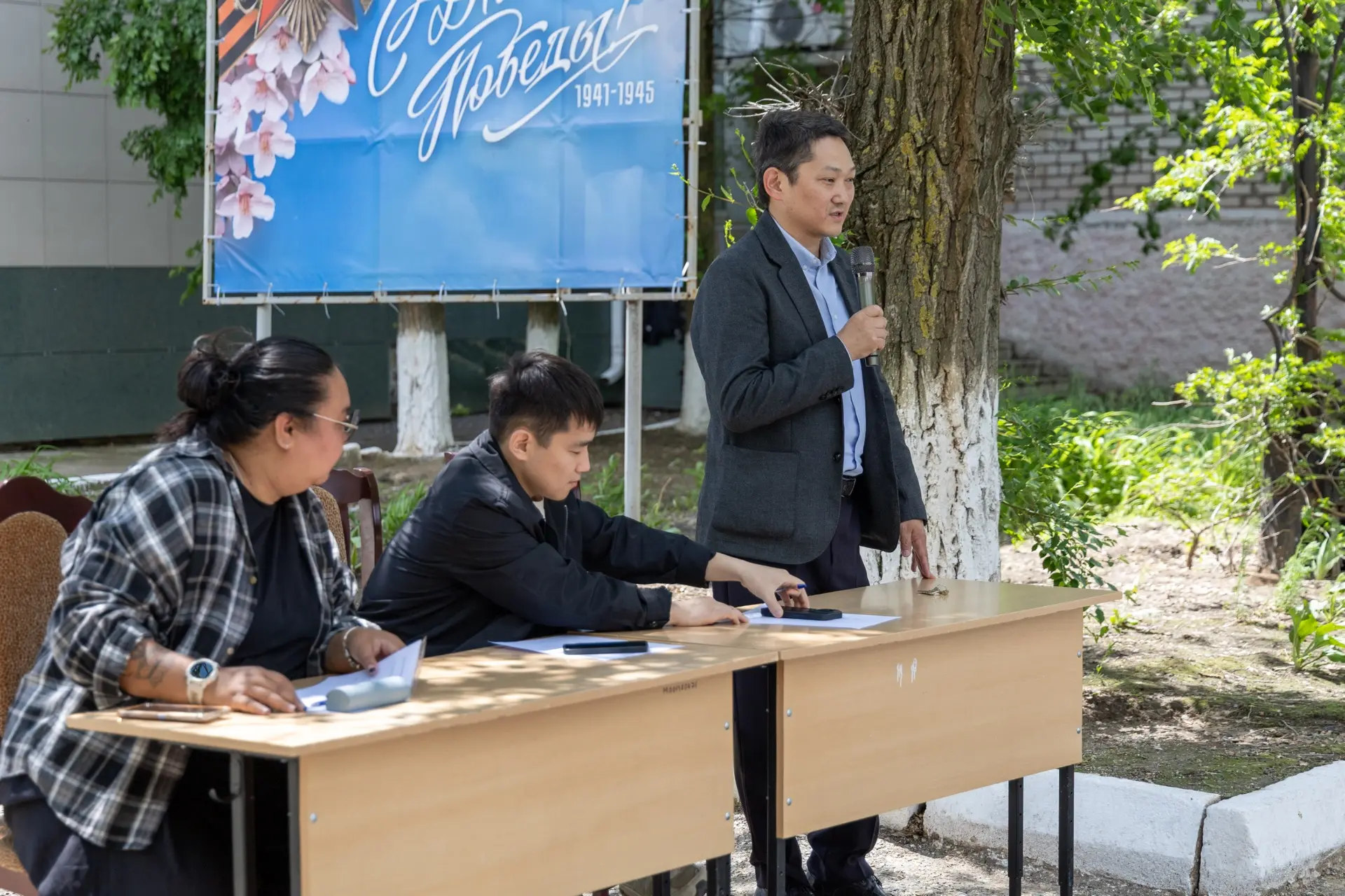 🏫 В колледже прошёл смотр строя и песни среди первокурсников