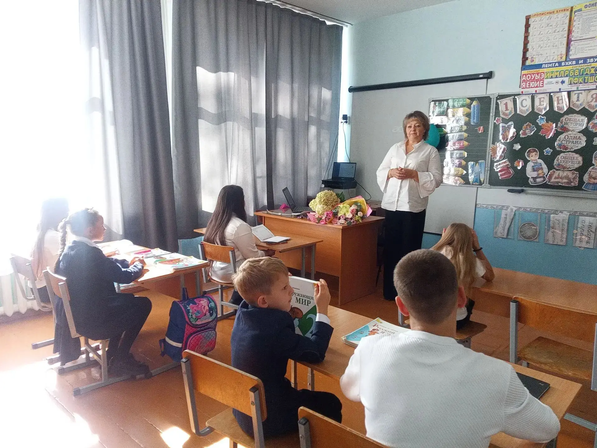 Снова в школу! Как прошёл наш День знаний 🎓