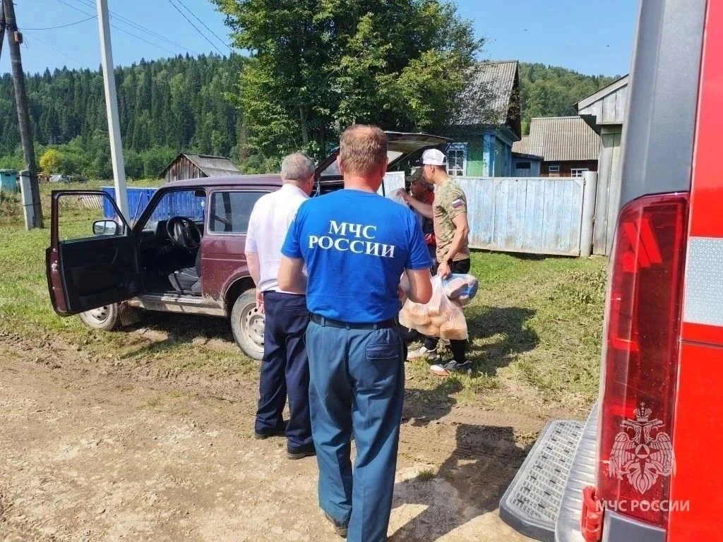 Уровень воды в реке Сарс понизился, все подтопленные территории в Аскинском районе осво...