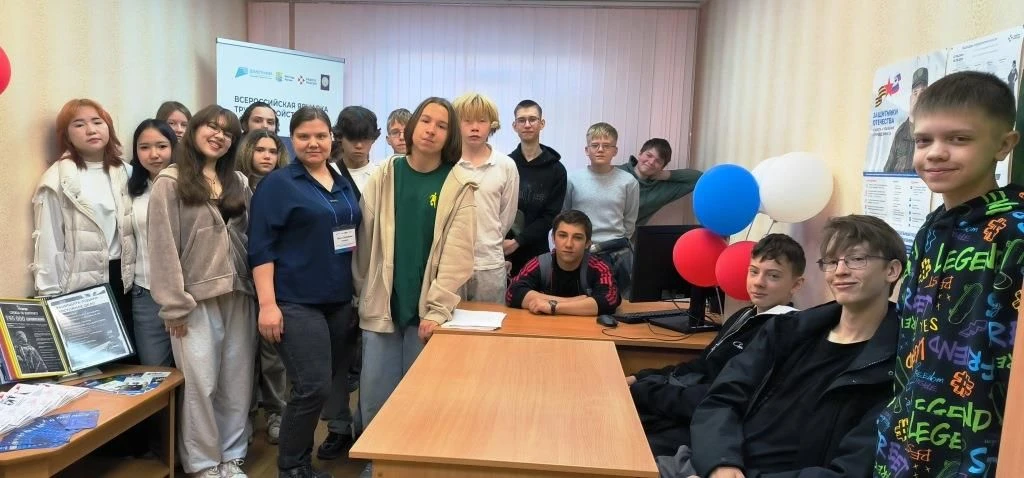 «Взгляд в будущее: как подростки Билибино учились строить карьеру»
 
Сегодня наш трудовой отряд подр