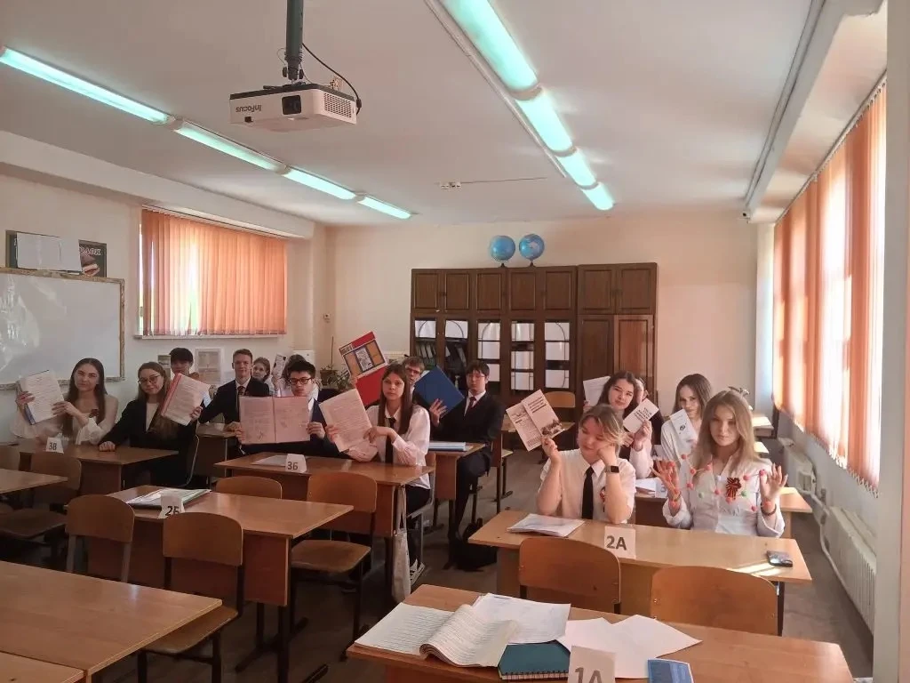 ✨ Защита проектов в 10-х классах: итоги и эмоции!  Сегодня мы с радостью подводим итоги защиты индив