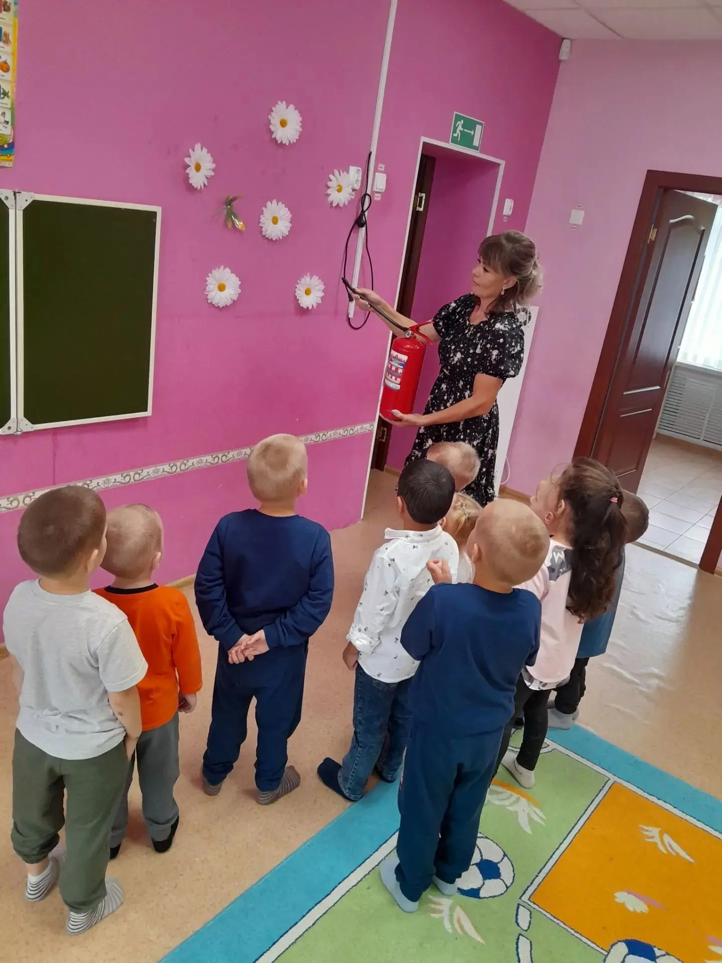 Всероссийский открытый урок по культуре безопасности прошёл тепло и увлекательно: вмест...
