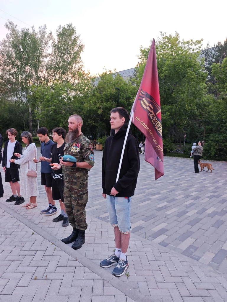 Сегодня, 21 июня, накануне 85-й годовщины начала Великой Отечественной войны, у стелы Победы прошла 