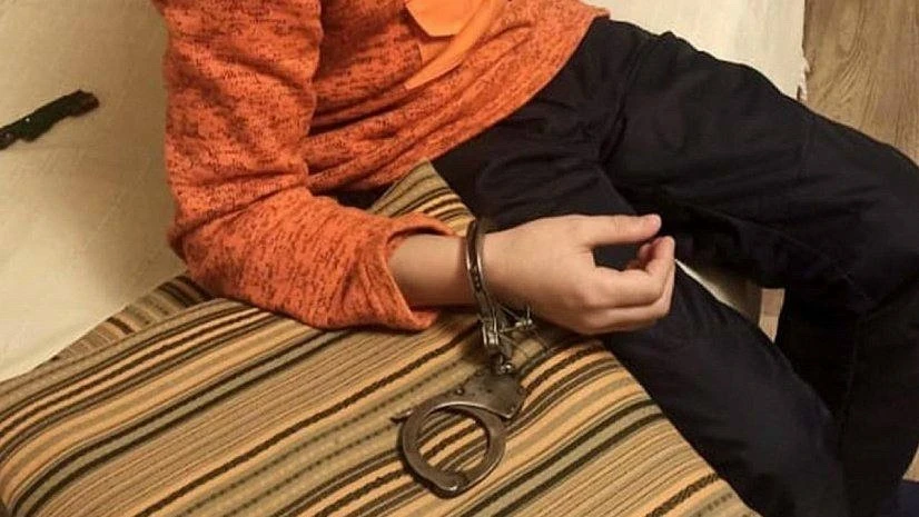 🗣В Приморье 15-летний подросток досмерти избил 42-летнего собутыльника во время застол...