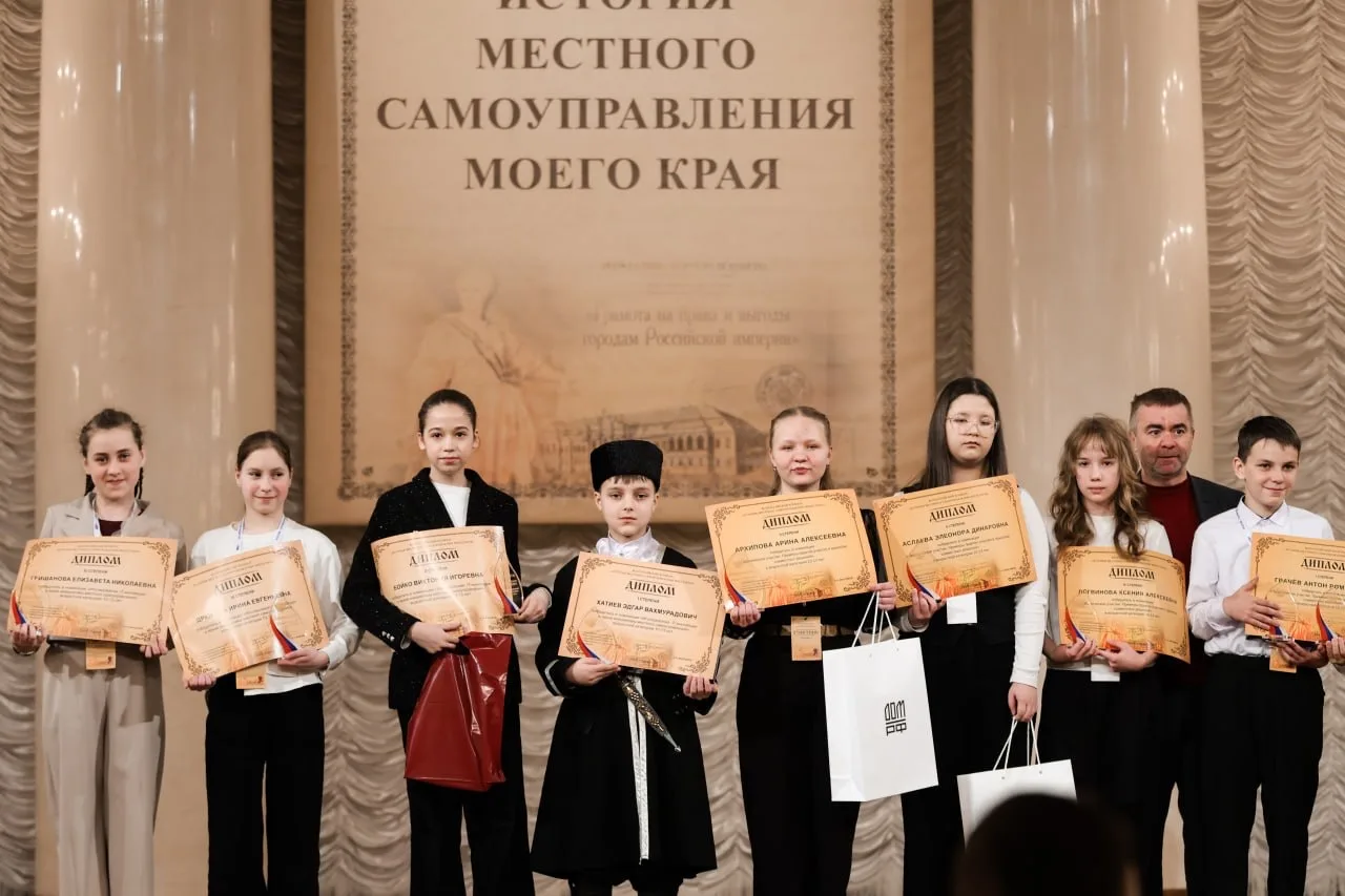 Ученик из Хасавюрта стал победителем на Всероссийском конкурсе в Москве  В Колонном зале Дома Союзов