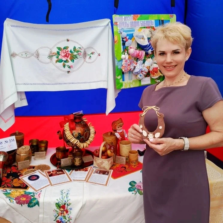 🇷🇺 События ✨
Коллектив МАДОУ № 231 на праздновании Дня России. 

Сегодня педагоги нашего детского 