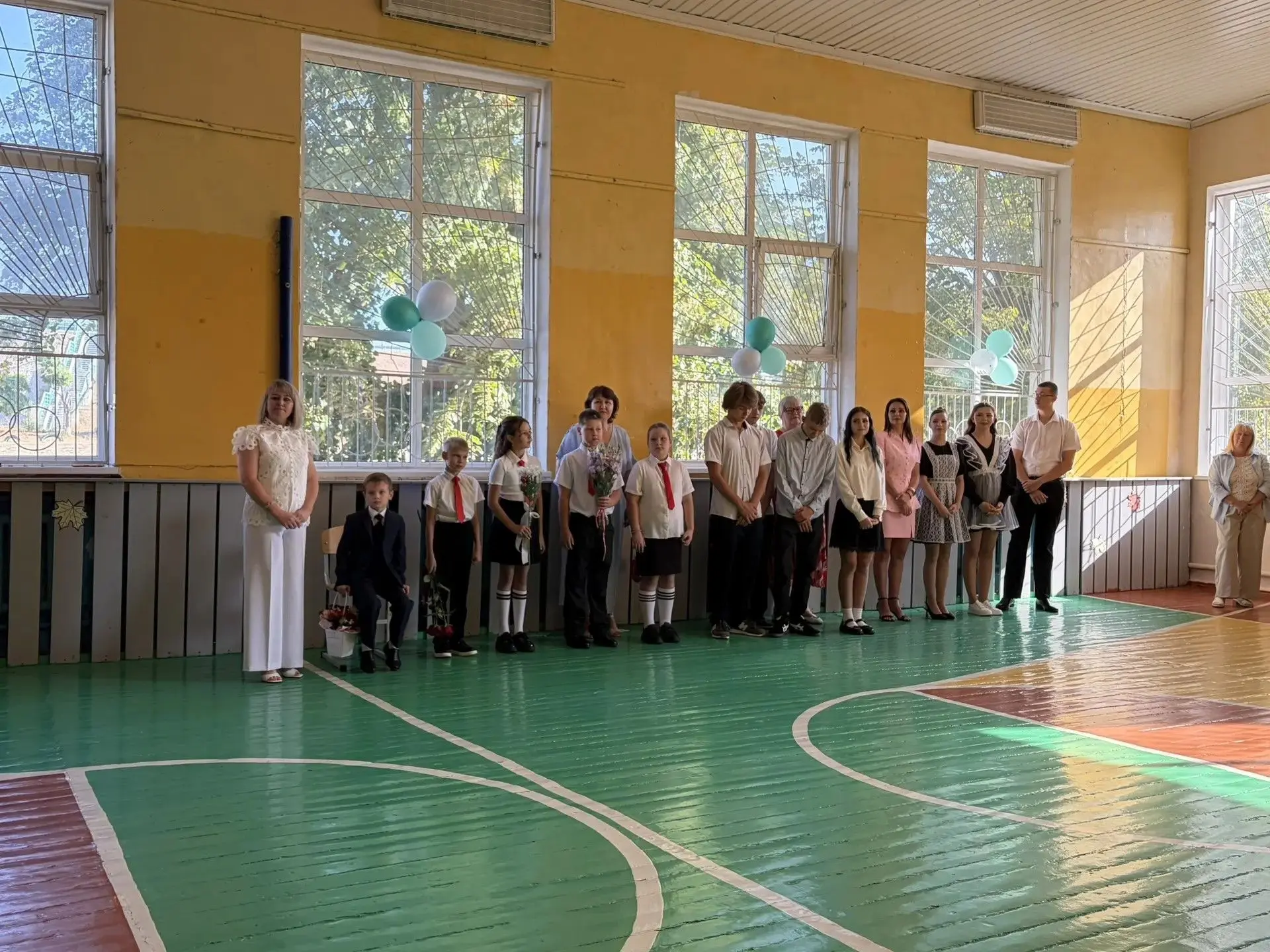 1 сентября — день, когда начинаются мечты 🌟Сегодня в нашей школе зазвенел первый звоно...