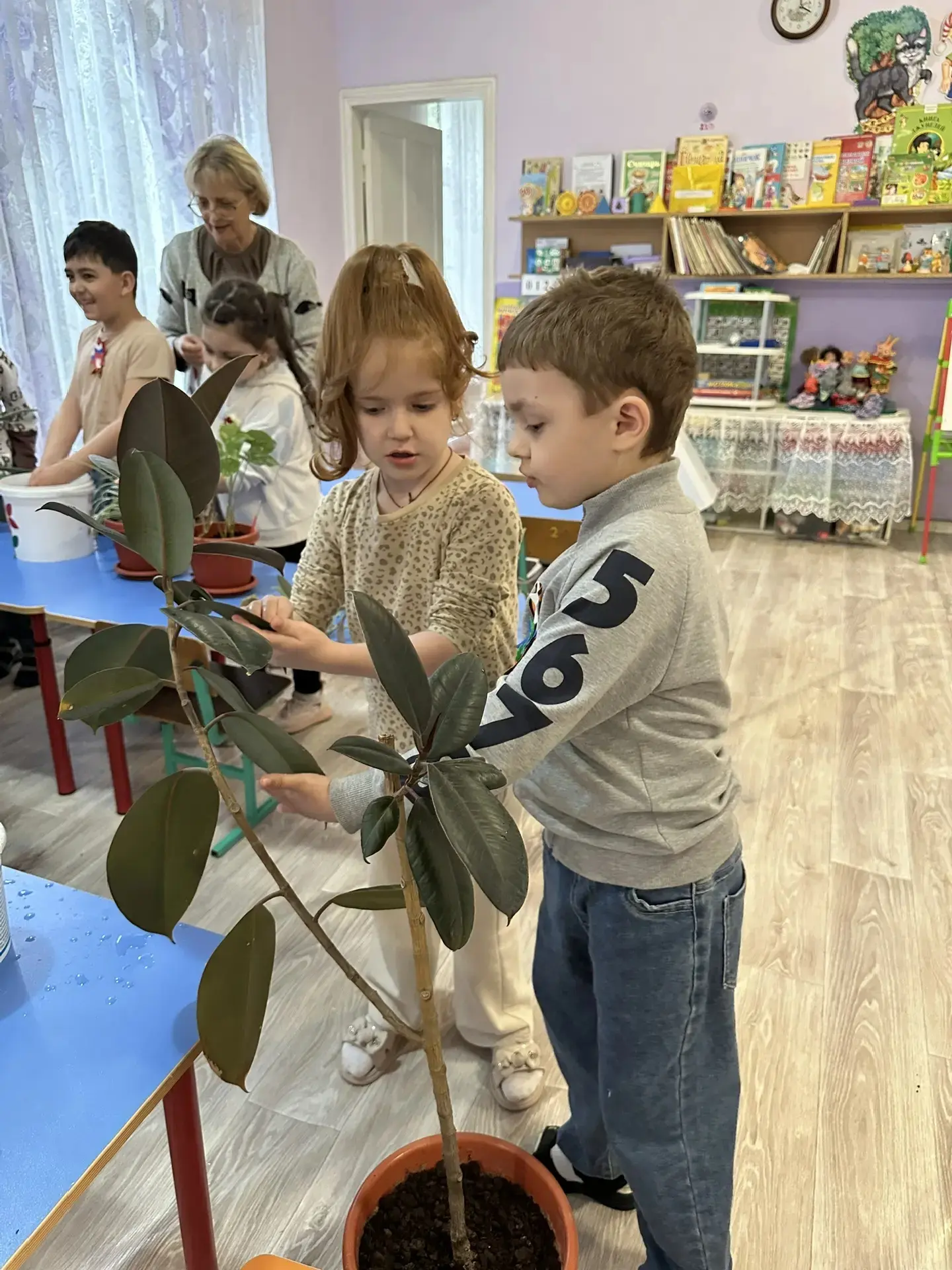 В преддверии Дня Земли в логопедической группе  "Попугайчики" 🐦 нашего детского сада  ...