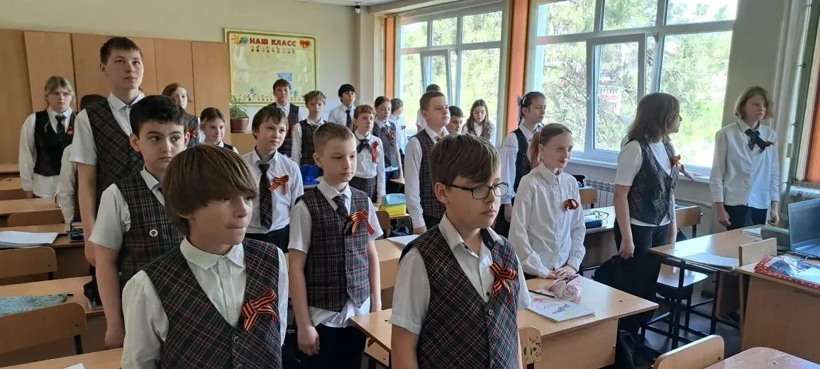 🙏Минута молчания: помним, гордимся, скорбим.  Сегодня, в преддверии 9 Мая, в нашей школе прошла Всер