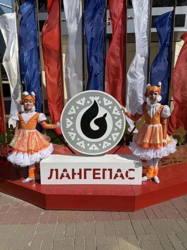 Благодарим за талант и труд

https://vk.com/wall-221569350_7986

https://ok.ru/group/70000003310860/